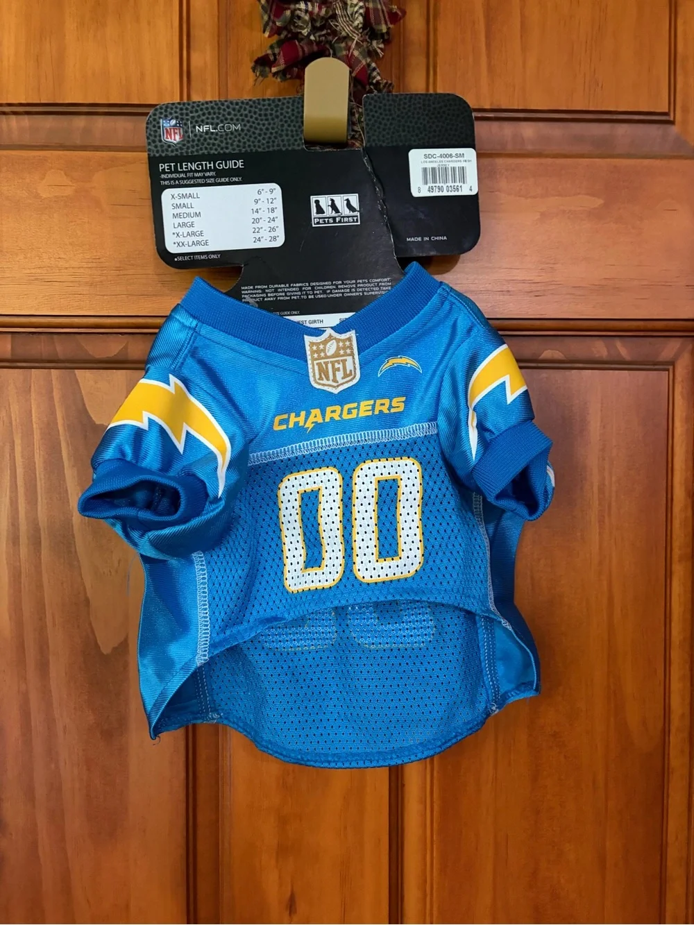 NFL Pets First  Los Angeles Chargers Dog Jersey Size Small Powder Blue 00 New